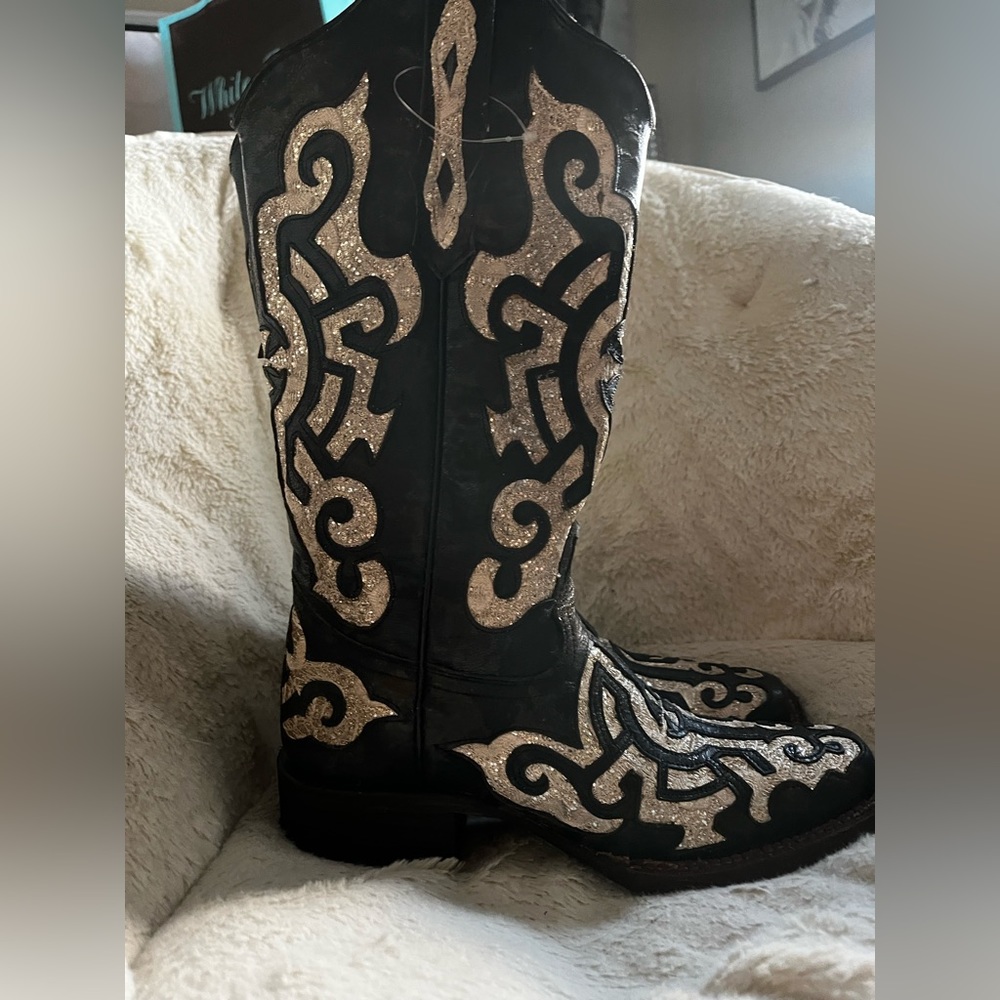 Tanner mark square toe boots (made in Mexico)